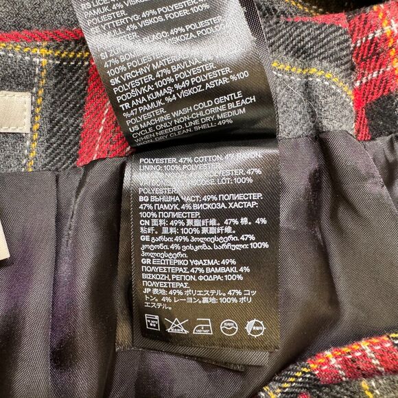 H&M Skirt Sz 4 Plaid Faux Wrap Red Gray Black Skirt back zipper 2 front buttons - Picture 7 of 8